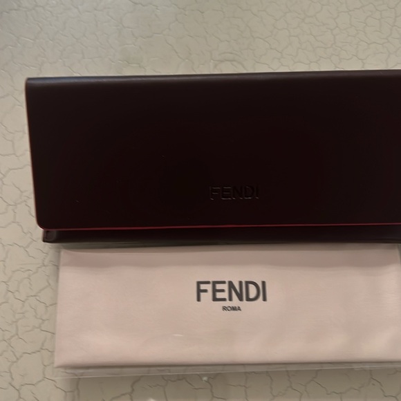 NWOT Fendi Luxury Sunglasses Eyeglasses Small Hard Leather Case & Dust. Brown - Picture 7 of 7